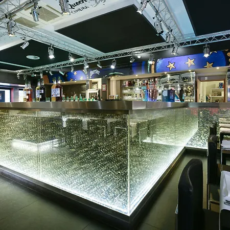 Martin's Dream 호텔 4*