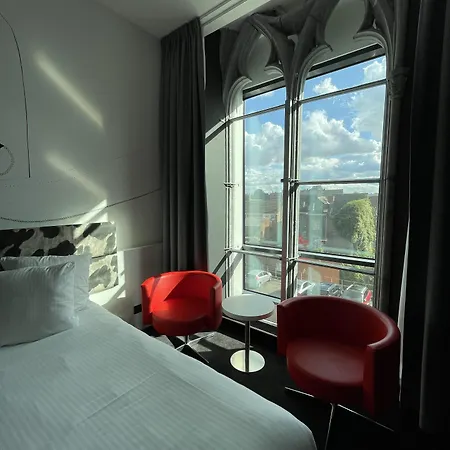 Martin's Dream Hotel