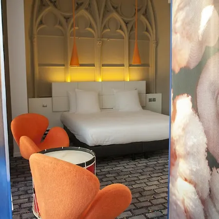 Martin's Dream Hotel